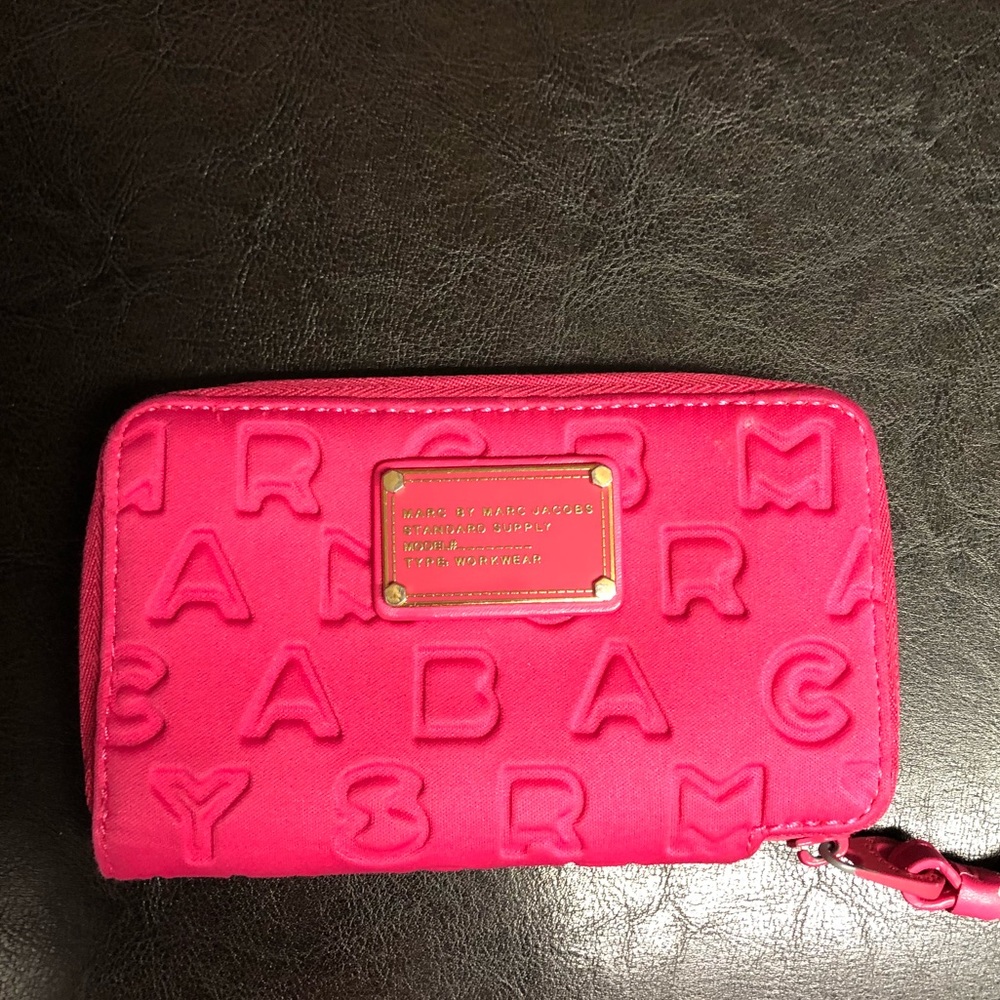 Hot pink !!!